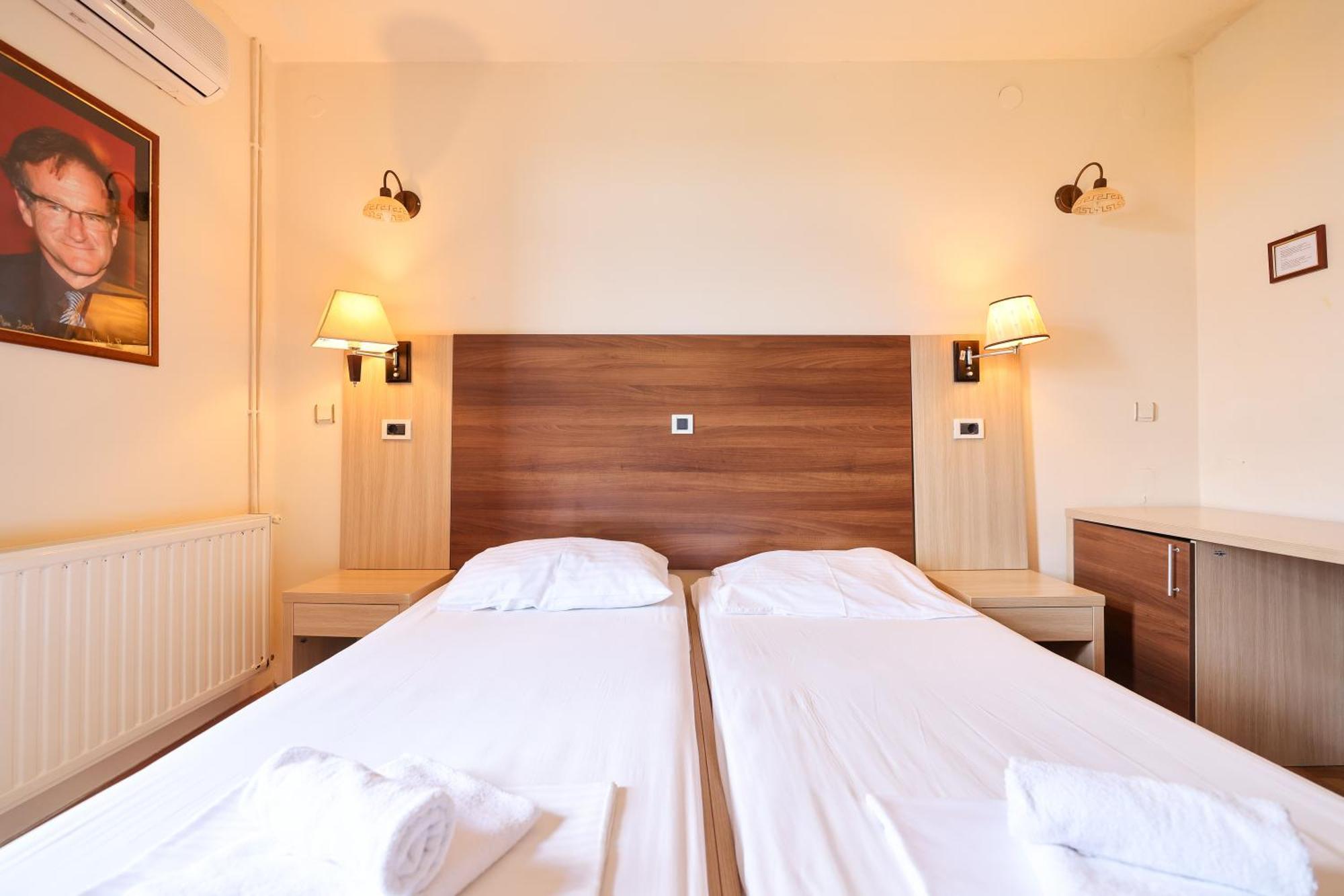 Tribunia Beach Hotel Tribalj Zewnętrze zdjęcie