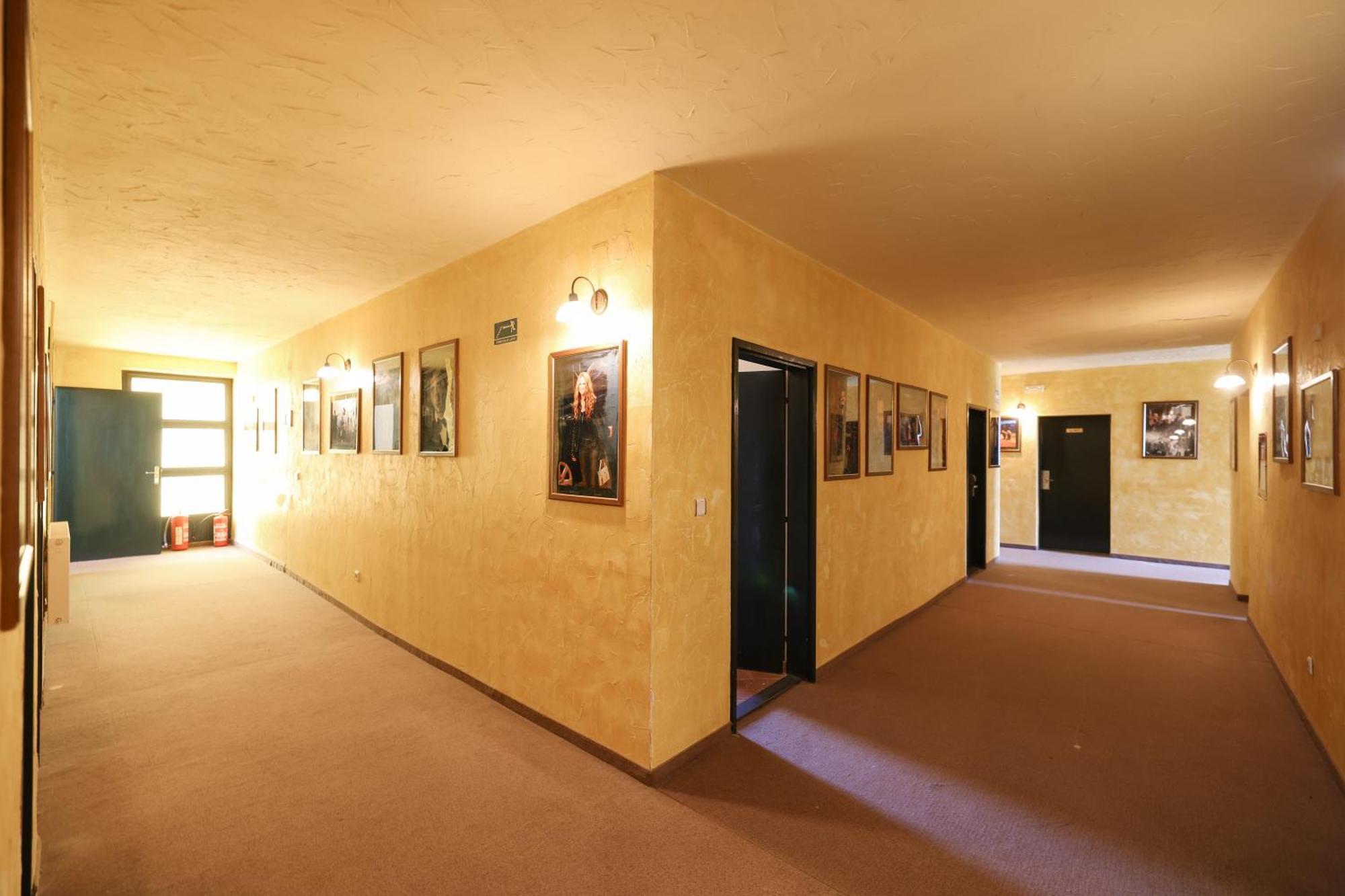 Tribunia Beach Hotel Tribalj Zewnętrze zdjęcie