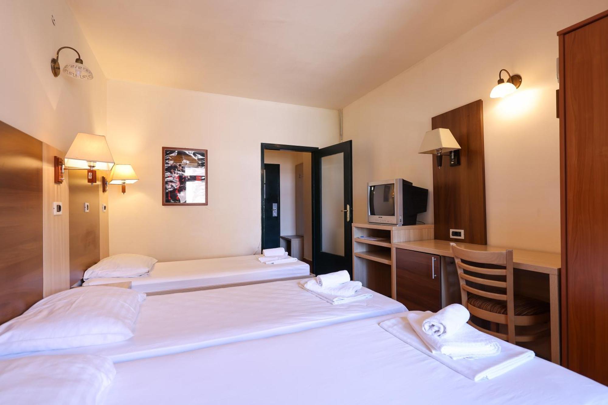 Tribunia Beach Hotel Tribalj Zewnętrze zdjęcie